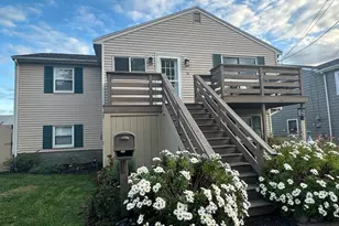 34 Brookline Ave, Hull, MA 02045 - Photo 3