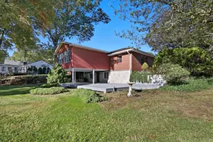 73 Silver Lake Dr, Agawam, MA 01001 - Photo 31