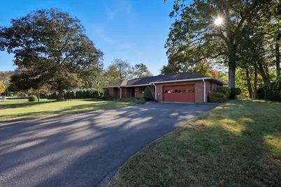 73 Silver Lake Dr, Agawam, MA 01001 - Photo 3