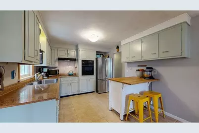 1 Doris Dr, Grafton, MA 01536 - Photo 11