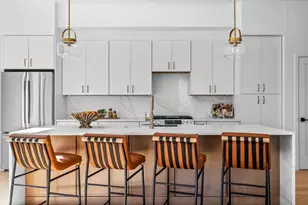 125 Addison St, Boston, MA 02128 - Photo 3