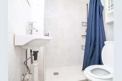 25 W 5th Ave, Lowell, MA 01854 - Photo 17