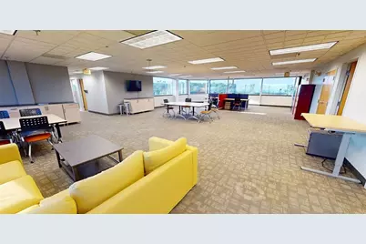 420 Lakeside Ave #401, Marlborough, MA 01752 - Photo 1