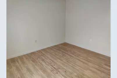 14 Ferndale St #1, Boston, MA 02124 - Photo 5