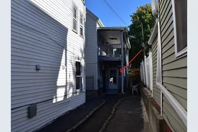 305R Lexington St, Boston, MA 02128 - Photo 3