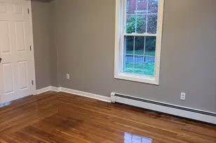 20 St Mary's Square, Taunton, MA 02780 - Photo 5