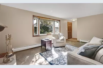 57 Falley Dr, Westfield, MA 01085 - Photo 9