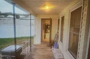 136 Ferry St, Grafton, MA 01560 - Photo 13