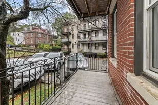 8 Kinross Rd, Boston, MA 02135 - Photo 19