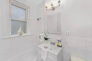 8 Kinross Rd, Boston, MA 02135 - Photo 17