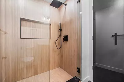 230 Everett #101, Boston, MA 02128 - Photo 13