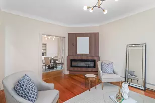 8 Spring Garden St, Boston, MA 02125 - Photo 3