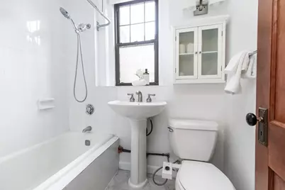 60 Queensberry St #8, Boston, MA 02215 - Photo 17