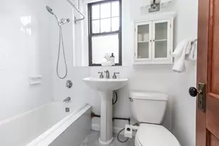 60 Queensberry St, Boston, MA 02215 - Photo 17