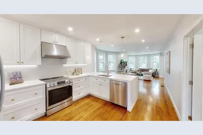 10 Lewis St #PH, Medford, MA 02155 - Photo 7