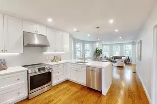 10 Lewis St, Medford, MA 02155 - Photo 7