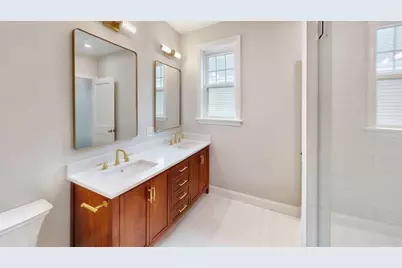 10 Lewis St #PH, Medford, MA 02155 - Photo 17