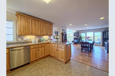 4 Mainstay Ln, Bourne, MA 02532 - Photo 9