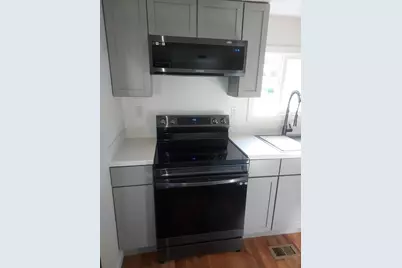 13 Daisy Ave, Taunton, MA 02780 - Photo 13