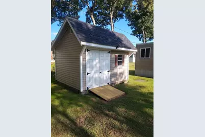 13 Daisy Ave, Taunton, MA 02780 - Photo 7