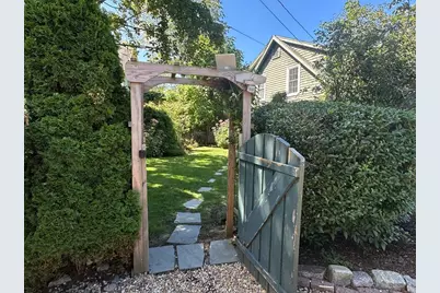 1 Pigeon Hill Ct #1, Rockport, MA 01966 - Photo 3