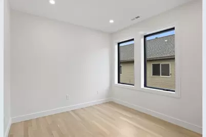 14 Bonair St #14, Somerville, MA 02145 - Photo 11