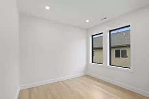 14 Bonair St, Somerville, MA 02145 - Photo 11