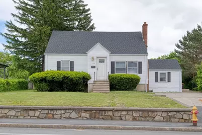 208 Green St #1, Weymouth, MA 02191 - Photo 1