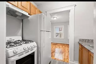 2 Kingsley Terrace, Lynn, MA 01902 - Photo 3