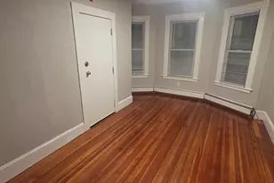 35 Sagamore St, Lynn, MA 01902 - Photo 3