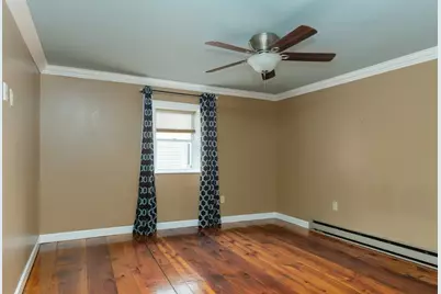 8 Elm St, North Brookfield, MA 01535 - Photo 21