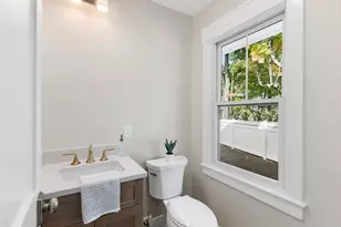 144 Dexter Ave, Watertown, MA 02472 - Photo 13