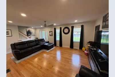 29 Lyman St, North Attleboro, MA 02760 - Photo 11