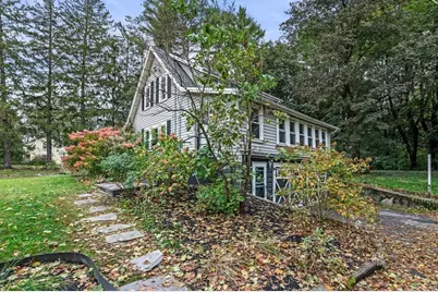 668 S Main St, Sharon, MA 02067 - Photo 33