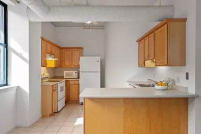23-33 Middle St #6, Lowell, MA 01852 - Photo 7