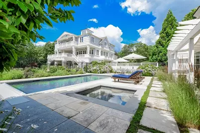 85 Moorings Rd, Marion, MA 02738 - Photo 1