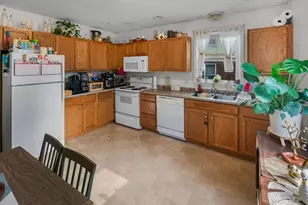 374 River St, Haverhill, MA 01832 - Photo 9