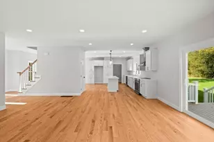 225 Whitman St, Bridgewater, MA 02324 - Photo 13