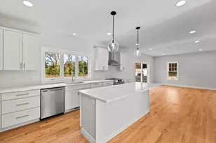 225 Whitman St, Bridgewater, MA 02324 - Photo 5