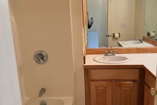 6 Lilac Ct, Hopkinton, MA 01748 - Photo 9