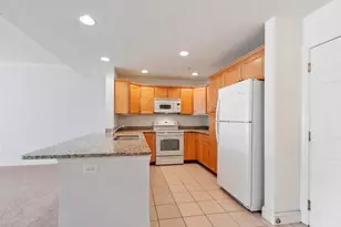 1117 Emerald Ct, Tewksbury, MA 01876 - Photo 3