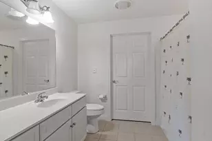 1117 Emerald Ct, Tewksbury, MA 01876 - Photo 25