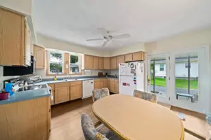 619 N Main St, Mansfield, MA 02048 - Photo 5