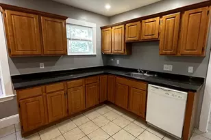 24 Ogden St, Boston, MA 02124 - Photo 9