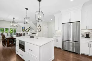 71 Weston Ln, Hopkinton, MA 01748 - Photo 9