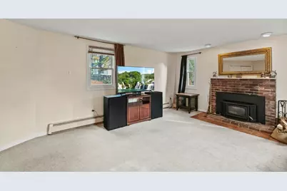 1376 Concord Street, Framingham, MA 01701 - Photo 15