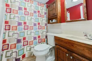 8 Ralph St, Medford, MA 02155 - Photo 11
