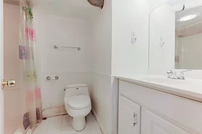 8 Ralph St, Medford, MA 02155 - Photo 33