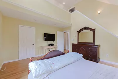 8 Ralph St, Medford, MA 02155 - Photo 19