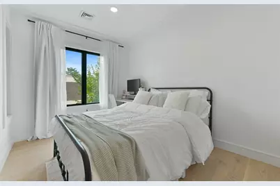 50 Leo M. Birmingham Parkway #605, Boston, MA 02135 - Photo 15